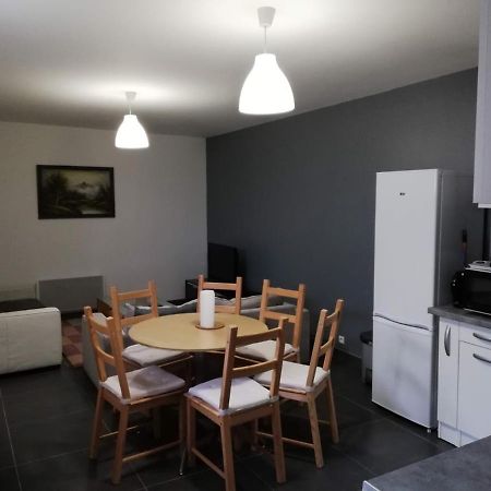 Maison Duplex & Appartement Sur Cour La Ferté-Gaucher Buitenkant foto